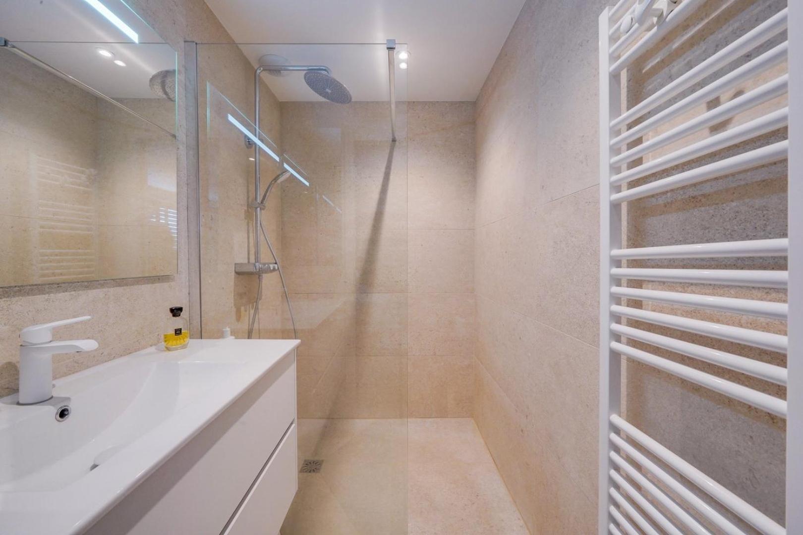 Spacious Bordeaux Family Home With Swimming Pool エクステリア 写真