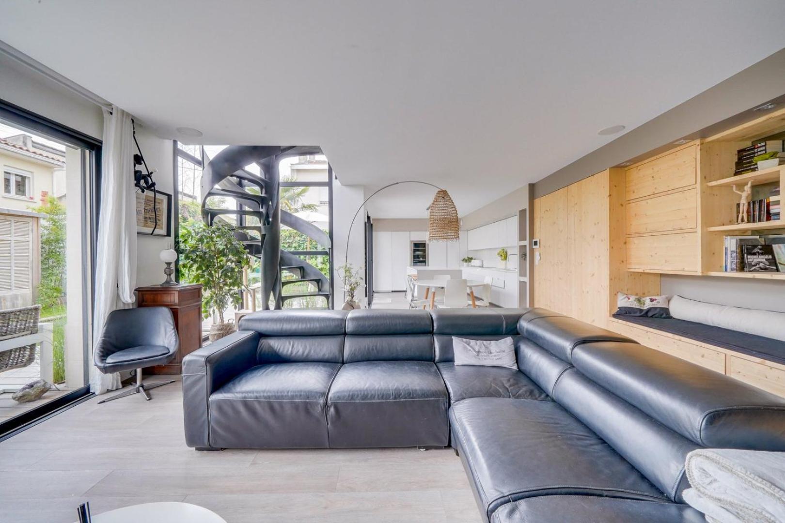 Spacious Bordeaux Family Home With Swimming Pool エクステリア 写真